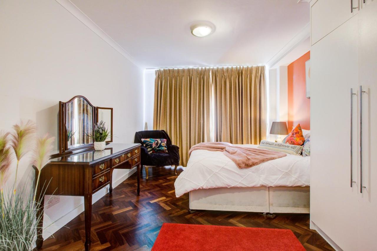 3-Bedroom, 3-Baths Apartment In Super Posh Marylebone, Central London, W1 Exterior photo